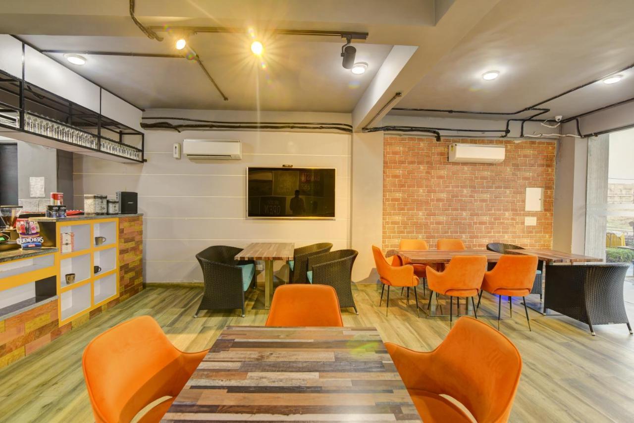 Country Inn Hotels & Resorts Vrindāvan 외부 사진