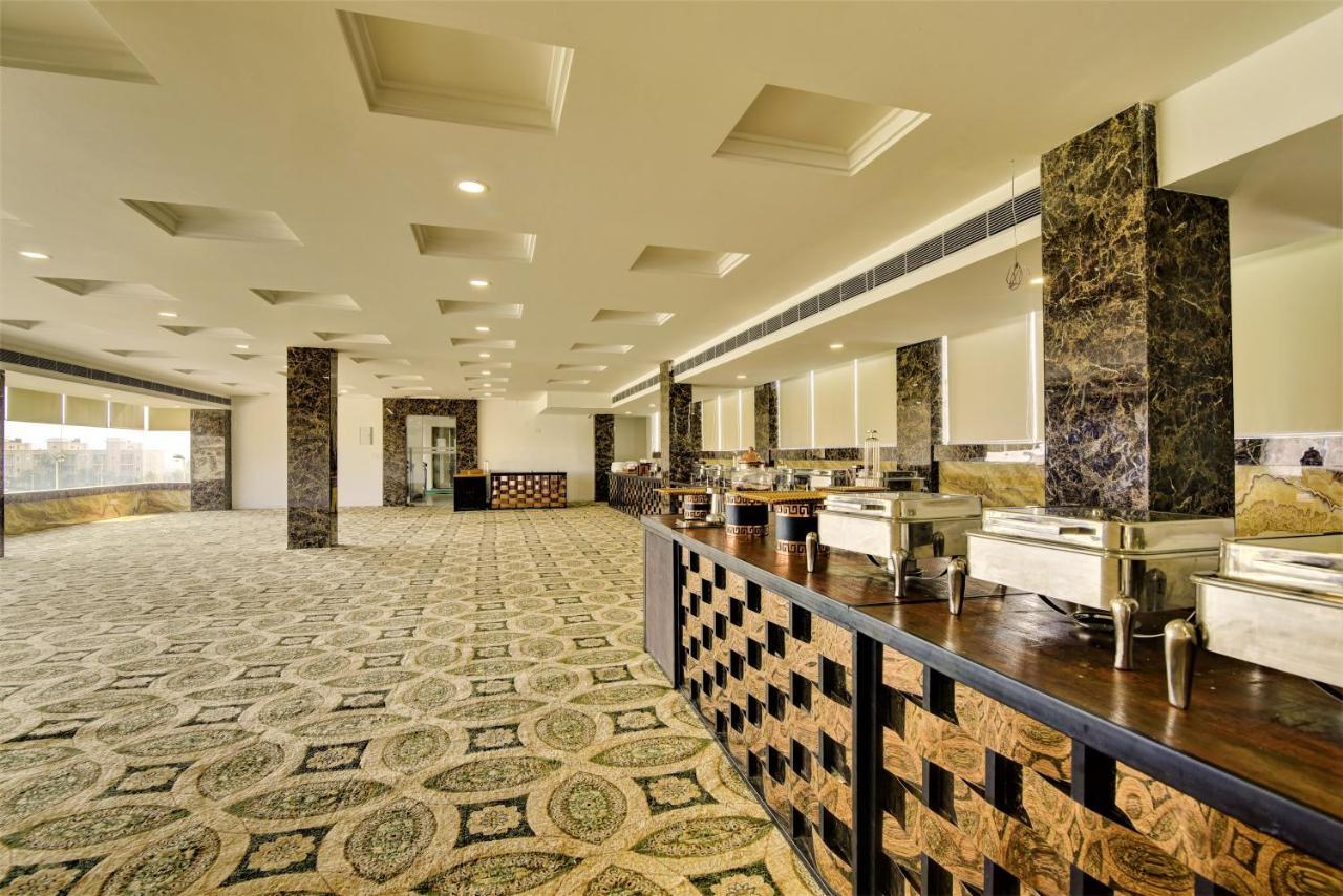 Country Inn Hotels & Resorts Vrindāvan 외부 사진